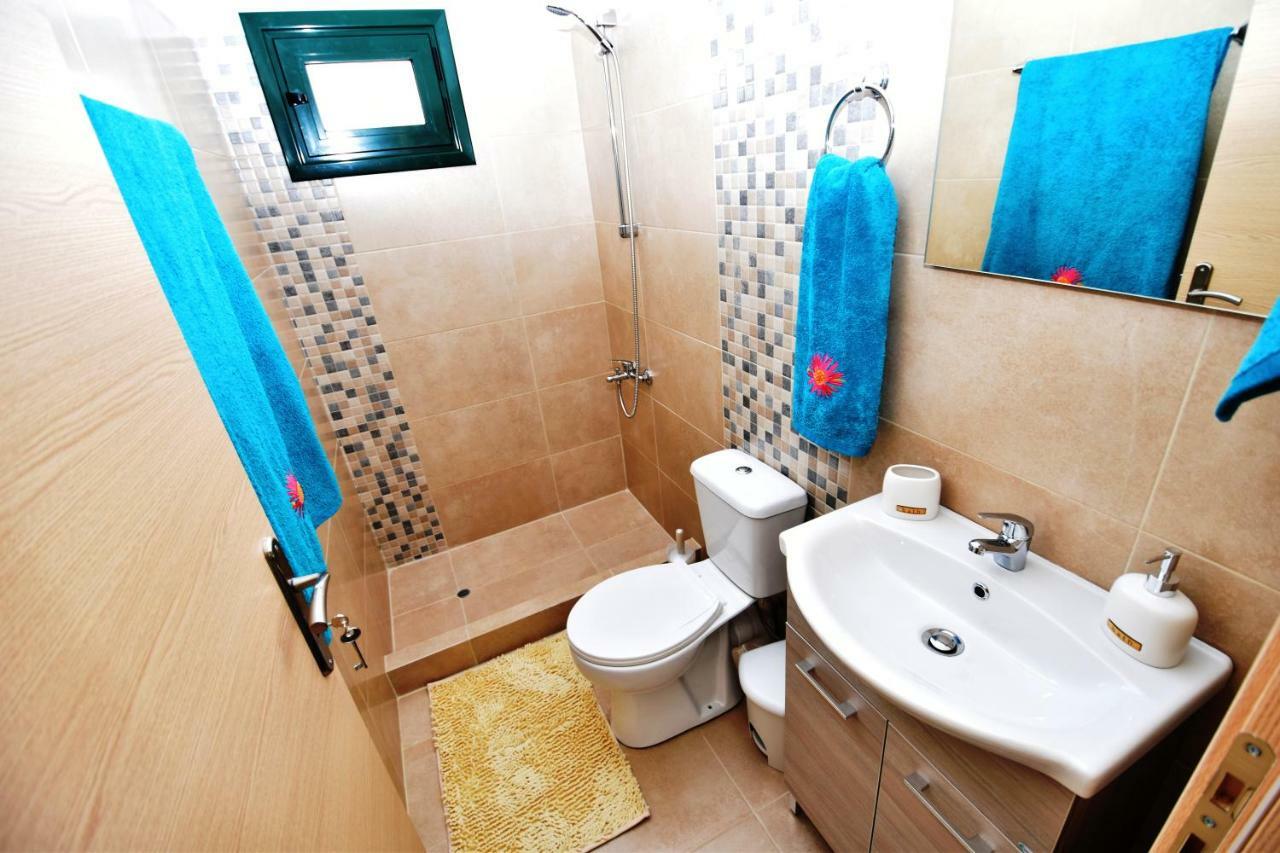 Sunflower Apartments Kalamaki  Dış mekan fotoğraf
