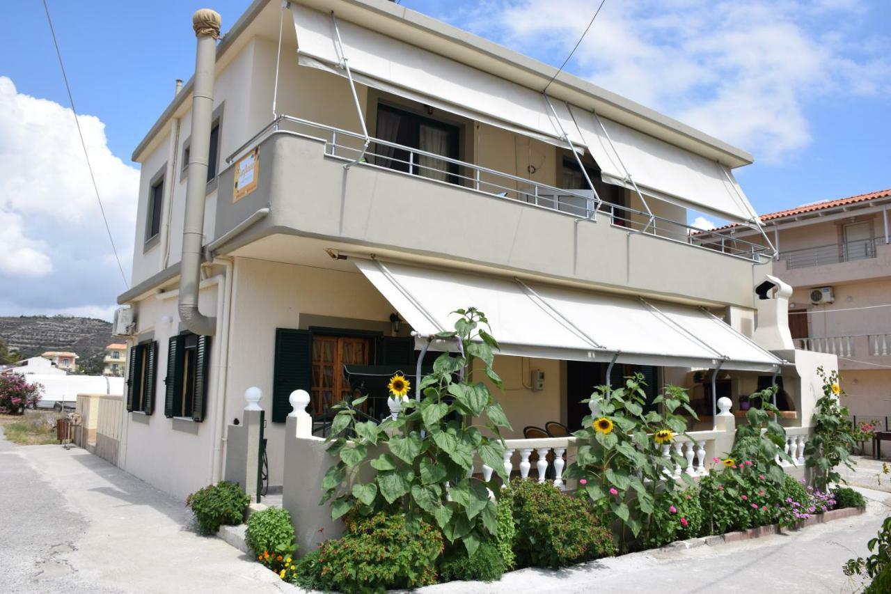 Sunflower Apartments Kalamaki  Dış mekan fotoğraf
